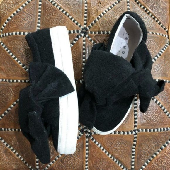 Joshua Saunders Oversized Bow Slip On Sneakers - Picture 2 of 8